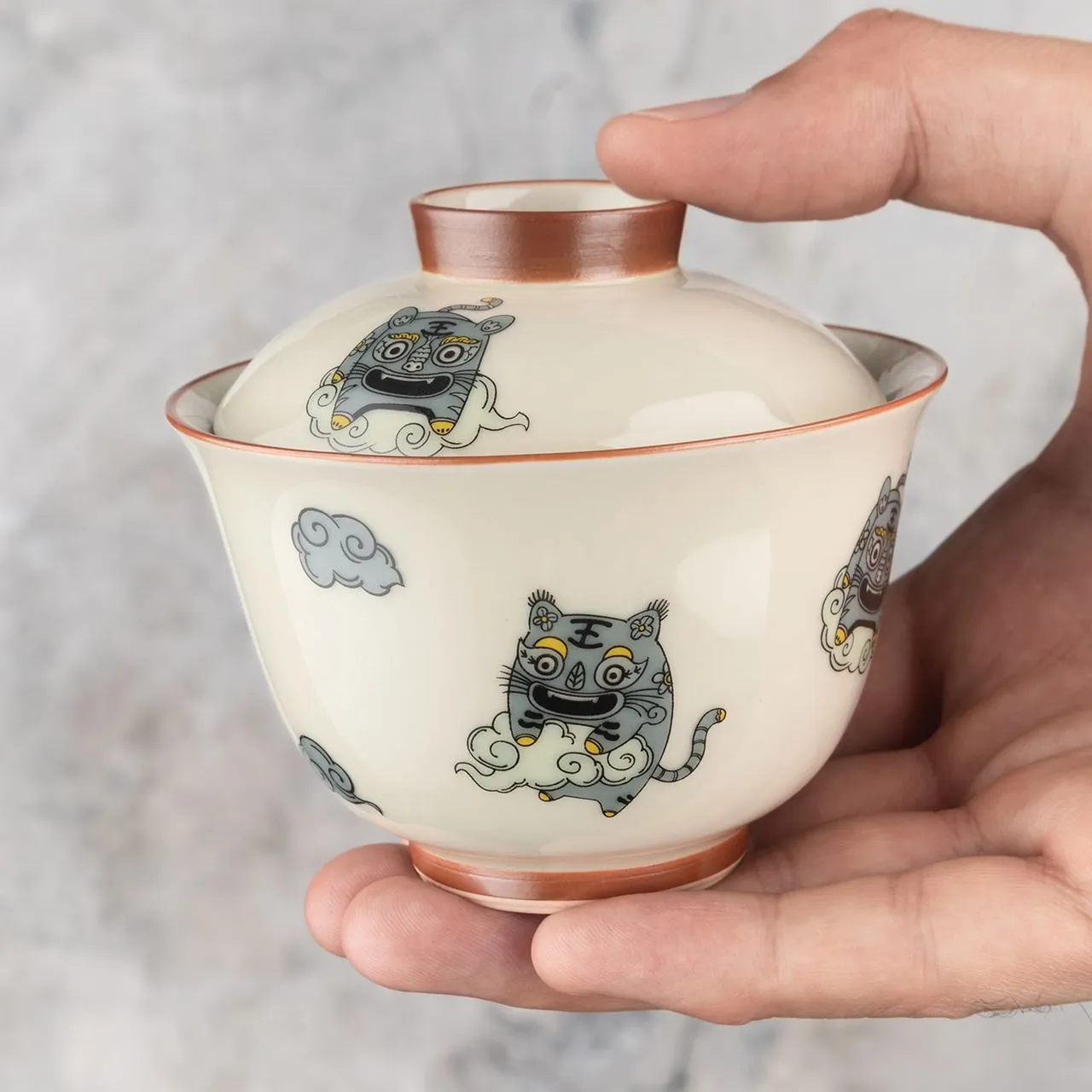 Как выбрать гайвань: универсальный инструмент для чаепития