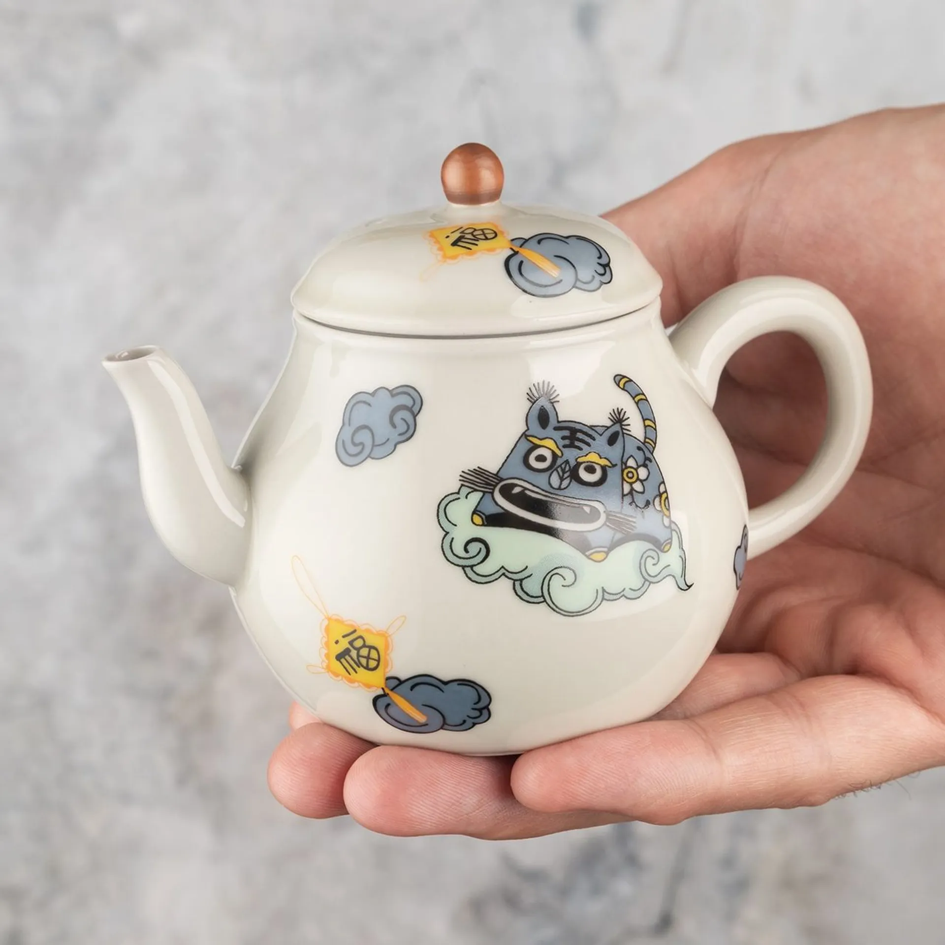 Керамический чайник