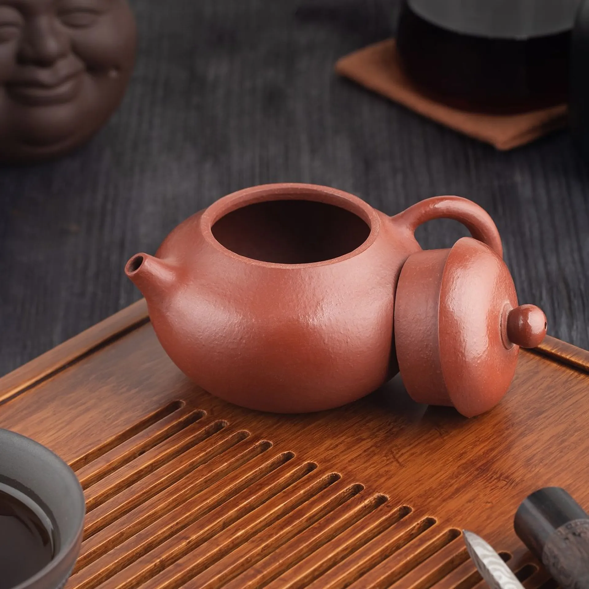 Глиняный чайник